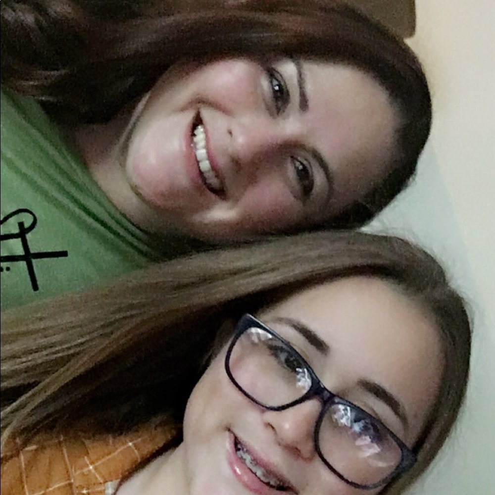 Meet your Posher, Melissa